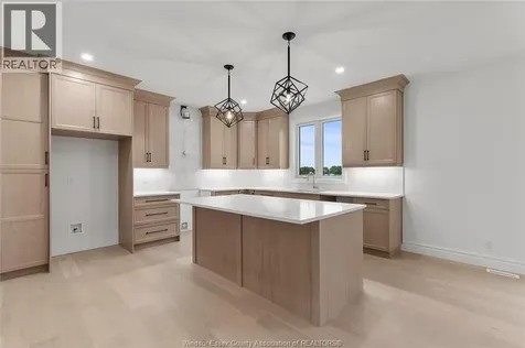 357 Marla Crescent Lakeshore ON N0R 1A0