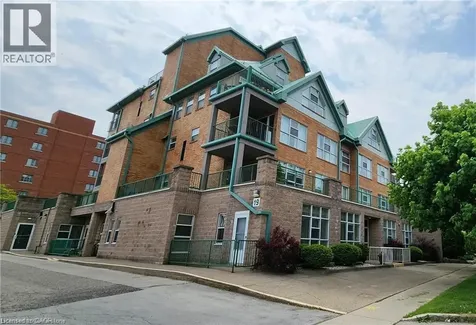 19 Lake Avenue South Stoney Creek ON L8G 2V1