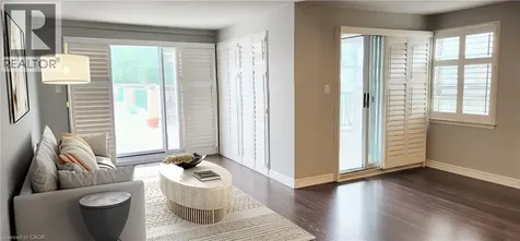 19 Lake Avenue South Stoney Creek ON L8G 2V1