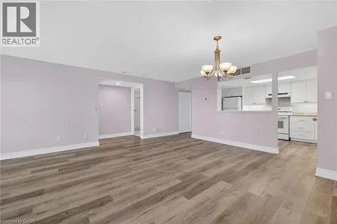 19 Lake Avenue South Stoney Creek ON L8G 2V1