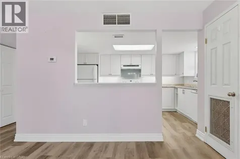 19 Lake Avenue South Stoney Creek ON L8G 2V1