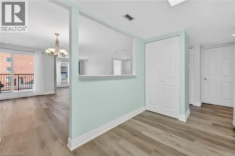 19 Lake Avenue South Stoney Creek ON L8G 2V1
