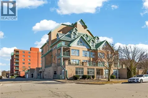 19 Lake Avenue South Stoney Creek ON L8G 2V1
