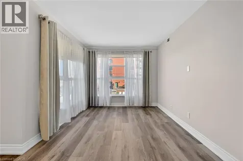 19 Lake Avenue South Stoney Creek ON L8G 2V1