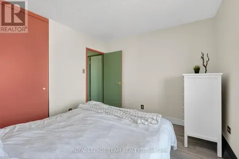515 St Laurent Boulevard South Ottawa ON K1K 3X5