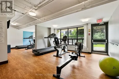 515 St Laurent Boulevard South Ottawa ON K1K 3X5