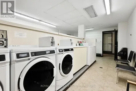 515 St Laurent Boulevard South Ottawa ON K1K 3X5