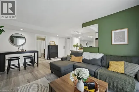 2373 King Street East Hamilton ON L8K 1X9