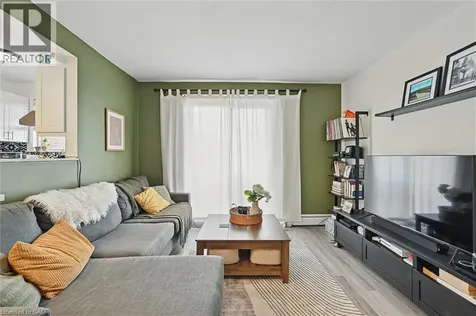 2373 King Street East Hamilton ON L8K 1X9