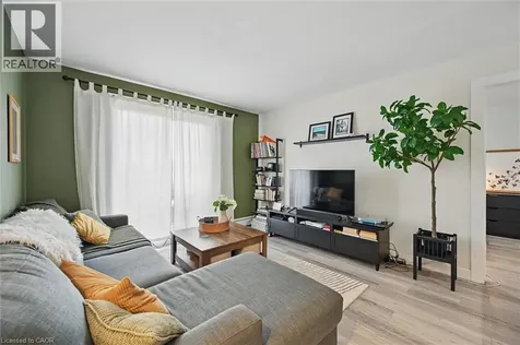 2373 King Street East Hamilton ON L8K 1X9