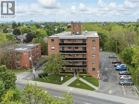 2373 King Street East Hamilton ON L8K 1X9