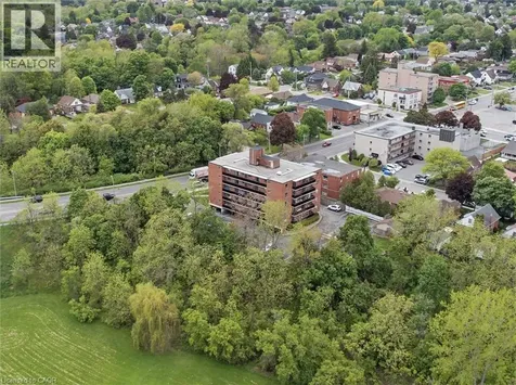 2373 King Street East Hamilton ON L8K 1X9