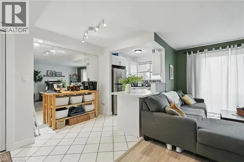 2373 King Street East Hamilton ON L8K 1X9
