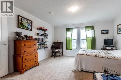 17 Bent Willow Court Haldimand ON N0A 1L0