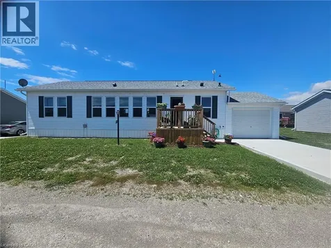17 Bent Willow Court Haldimand ON N0A 1L0