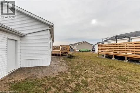 17 Bent Willow Court Haldimand ON N0A 1L0
