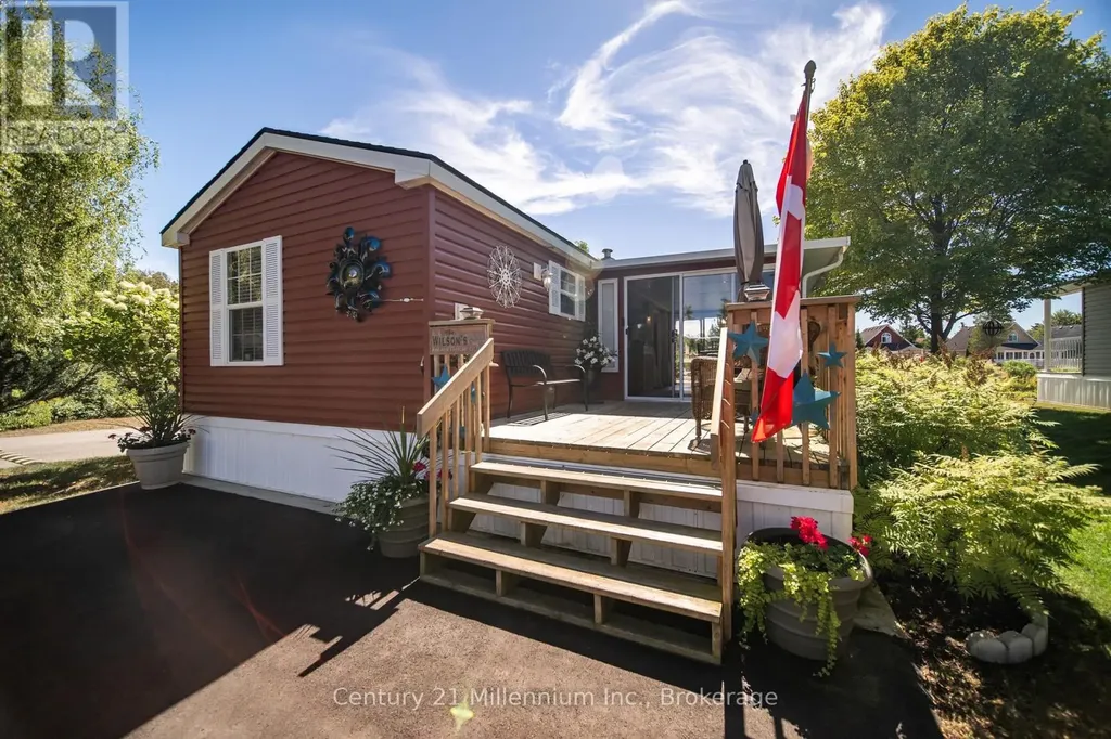 19 White Pines Trail Wasaga Beach ON L9Z 1X7