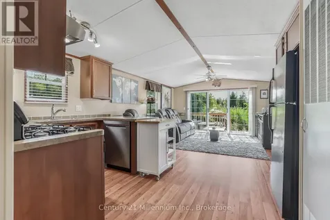 19 White Pines Trail Wasaga Beach ON L9Z 1X7