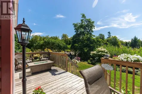 19 White Pines Trail Wasaga Beach ON L9Z 1X7