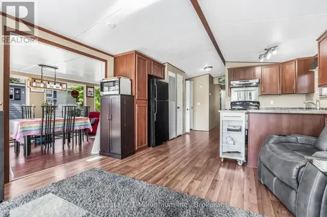 19 White Pines Trail Wasaga Beach ON L9Z 1X7