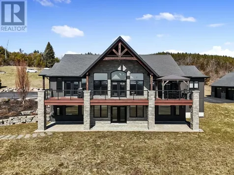 667 Huff Road Brighton ON K0K 1H0