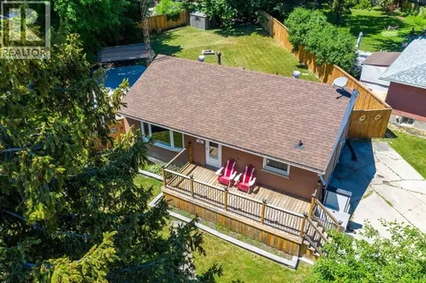 18 Tweedsmuir Avenue Sarnia ON N7S 2R8