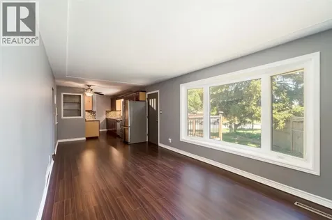 18 Tweedsmuir Avenue Sarnia ON N7S 2R8