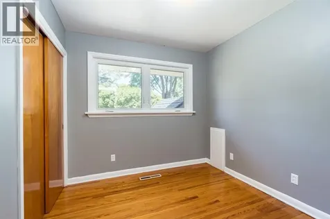 18 Tweedsmuir Avenue Sarnia ON N7S 2R8