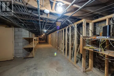 827 2nd Avenue East Owen Sound ON N4K 2H2