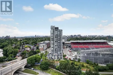 1035 Bank Street Ottawa ON K1S 3W9