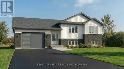 56 Eddy Crescent Pembroke ON K8A 0M1