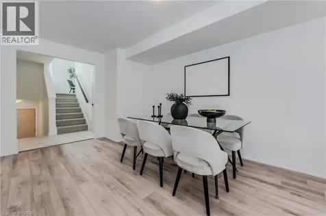 15 Stauffer Woods Trail Kitchener ON N2P 0L1