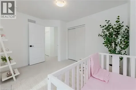 15 Stauffer Woods Trail Kitchener ON N2P 0L1
