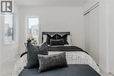 15 Stauffer Woods Trail Kitchener ON N2P 0L1