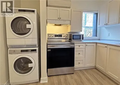 76 Wentworth Street South Hamilton ON L8N 2Y9