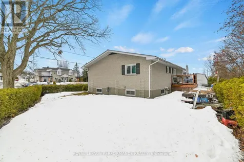 313 Cecile Boulevard West Hawkesbury ON K6A 1N7