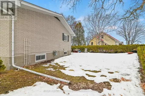 313 Cecile Boulevard West Hawkesbury ON K6A 1N7