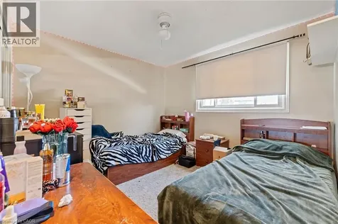 490 Queen Victoria Drive Hamilton ON L8W 1G9