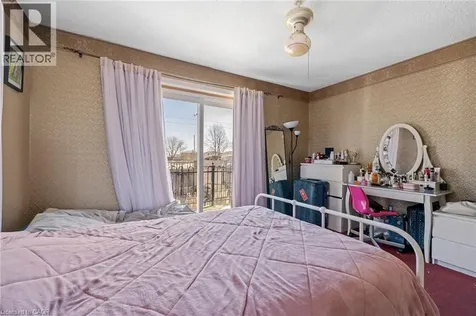 490 Queen Victoria Drive Hamilton ON L8W 1G9