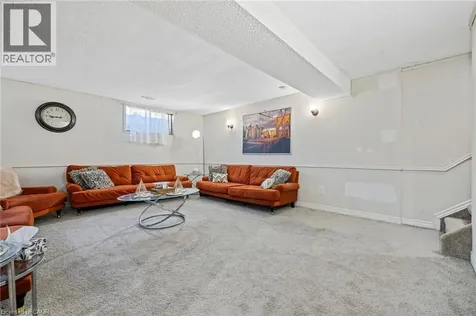 490 Queen Victoria Drive Hamilton ON L8W 1G9
