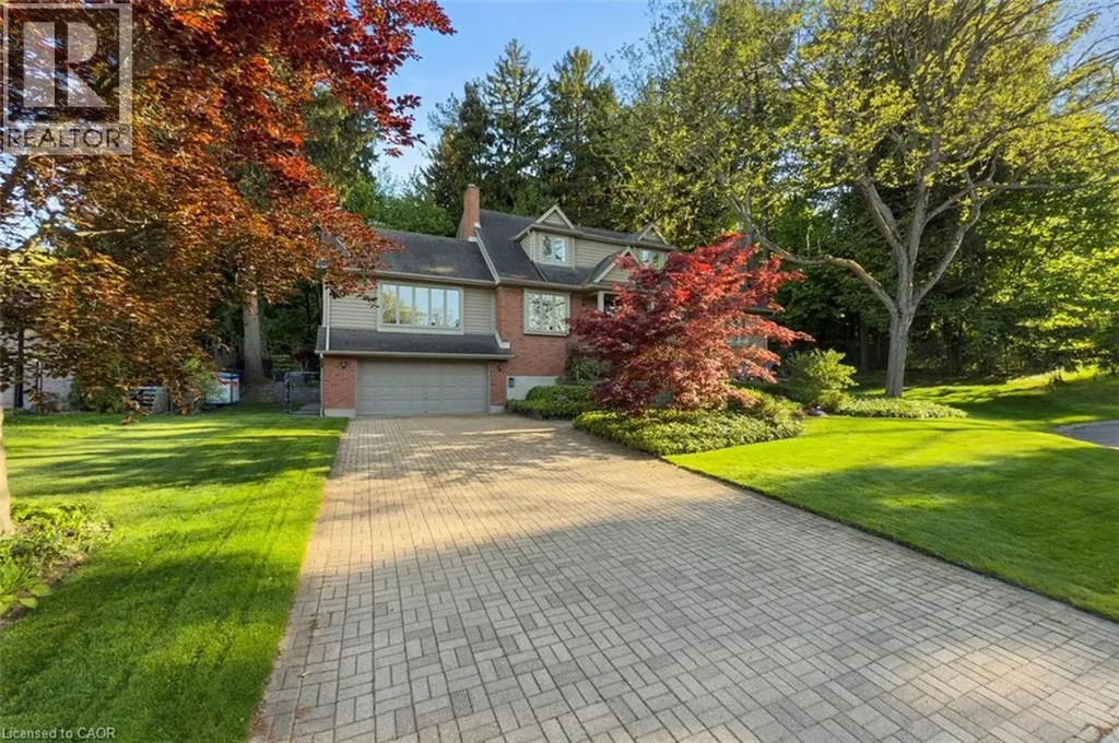 18 Stonegate Drive Hamilton ON L9G 3R7