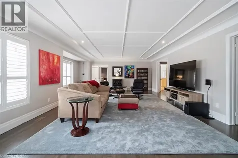 18 Stonegate Drive Hamilton ON L9G 3R7