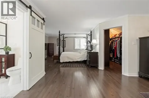 18 Stonegate Drive Hamilton ON L9G 3R7