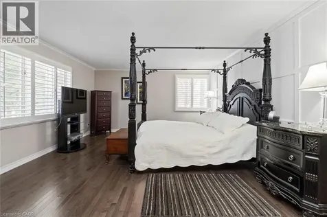 18 Stonegate Drive Hamilton ON L9G 3R7