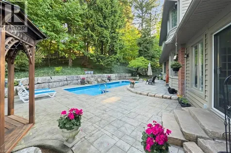 18 Stonegate Drive Hamilton ON L9G 3R7