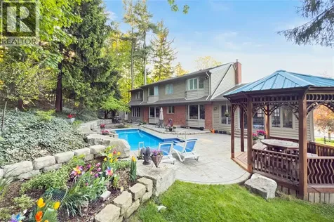 18 Stonegate Drive Hamilton ON L9G 3R7