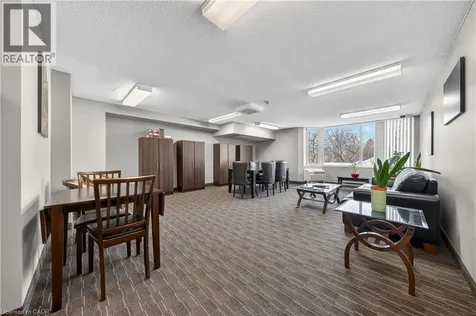 35 Green Valley Drive Kitchener ON N2P 2A5