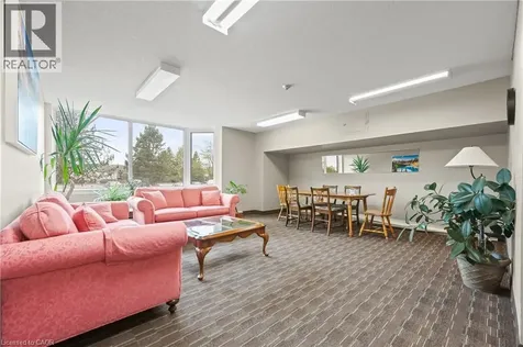 35 Green Valley Drive Kitchener ON N2P 2A5