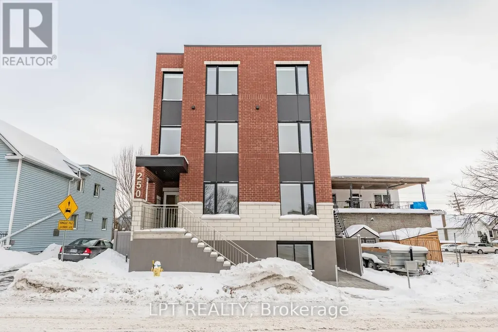 250 Shakespeare Street Ottawa ON K1L 5M6