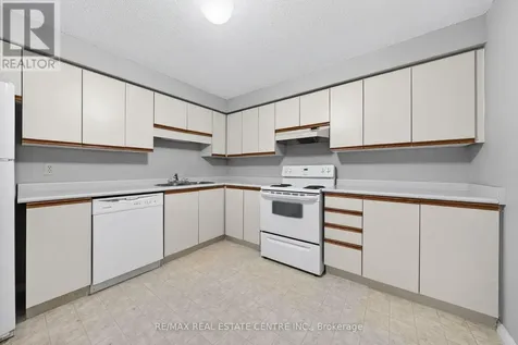 35 Green Valley Drive Kitchener ON N2P 2A5